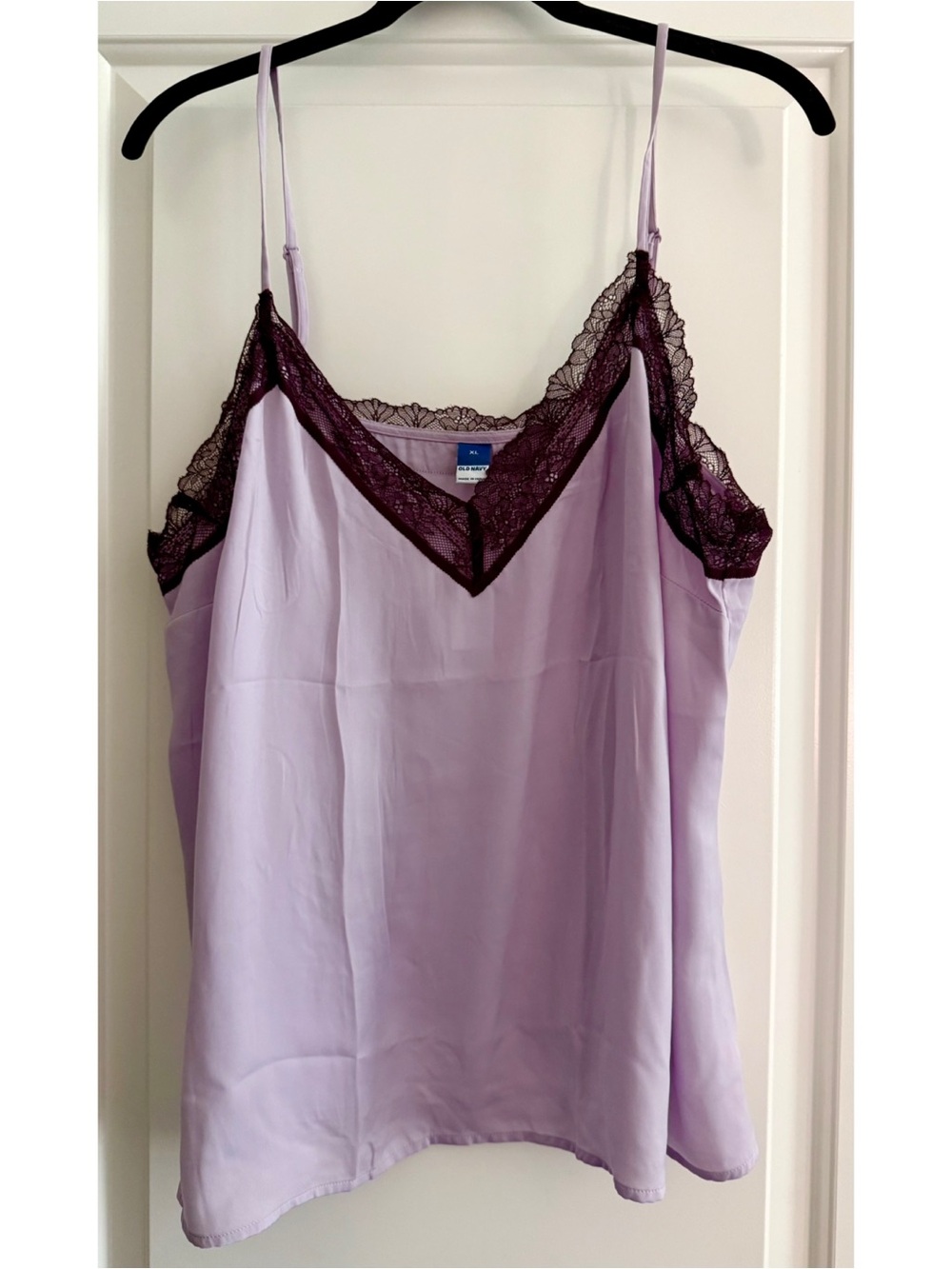 Old Navy Spring WISTERIA Camisole Lace Trim XL New!